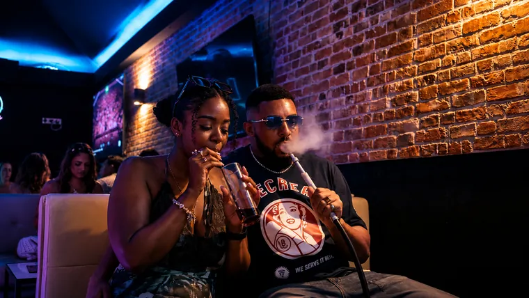 Limbo Shisha Lounge &mdash; ambiente, shisha y cocteler&iacute;a (03)